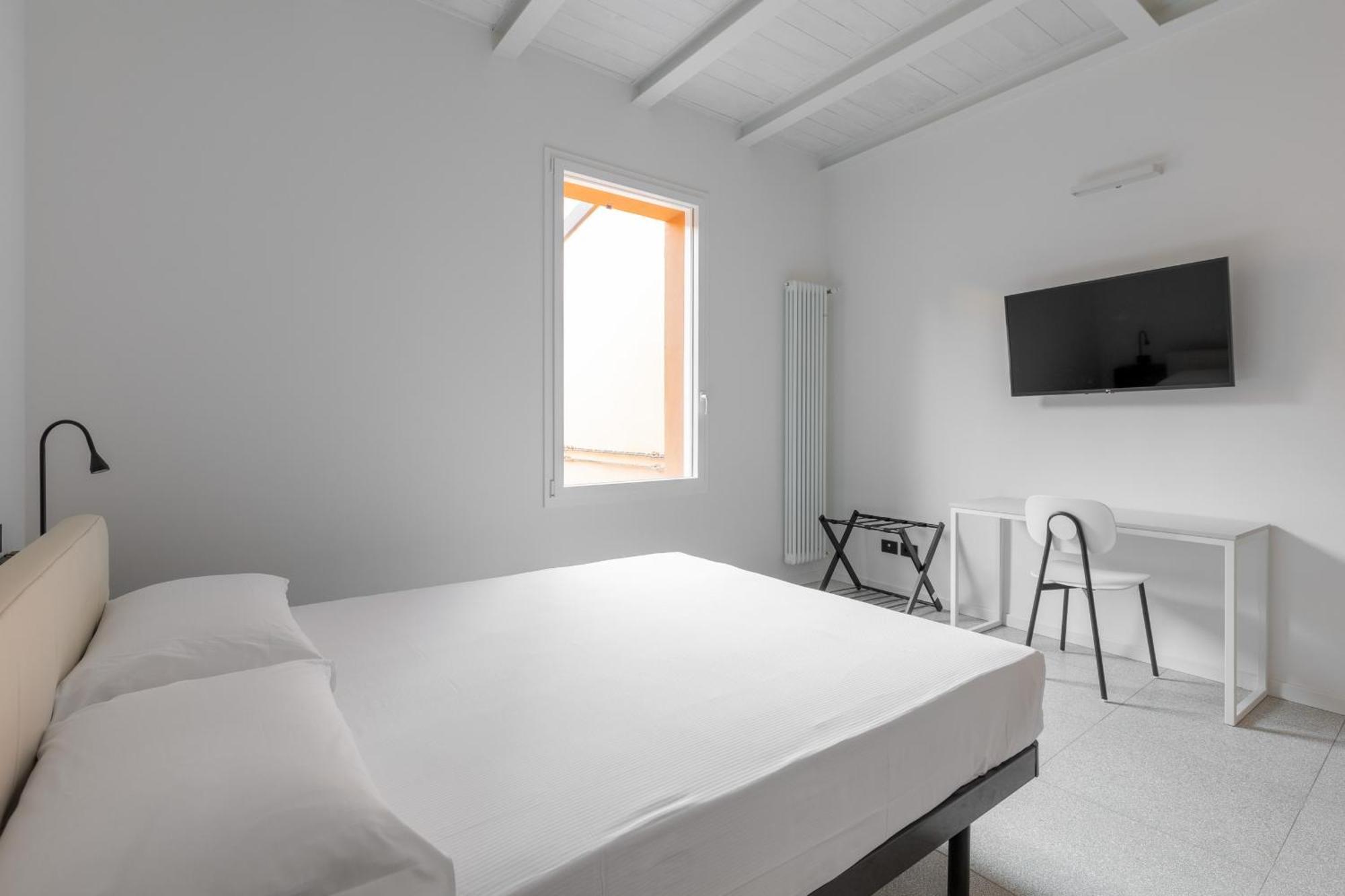 Capo Di Lucca White Apartments By Wonderful Italy Bolonya Dış mekan fotoğraf